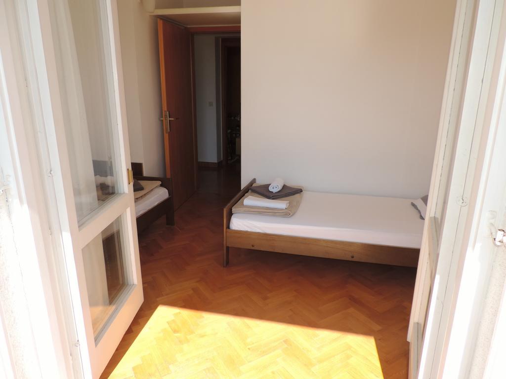 Apartment Vidas Novalja Exterior photo