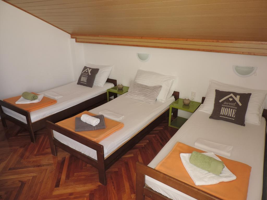 Apartment Vidas Novalja Exterior photo