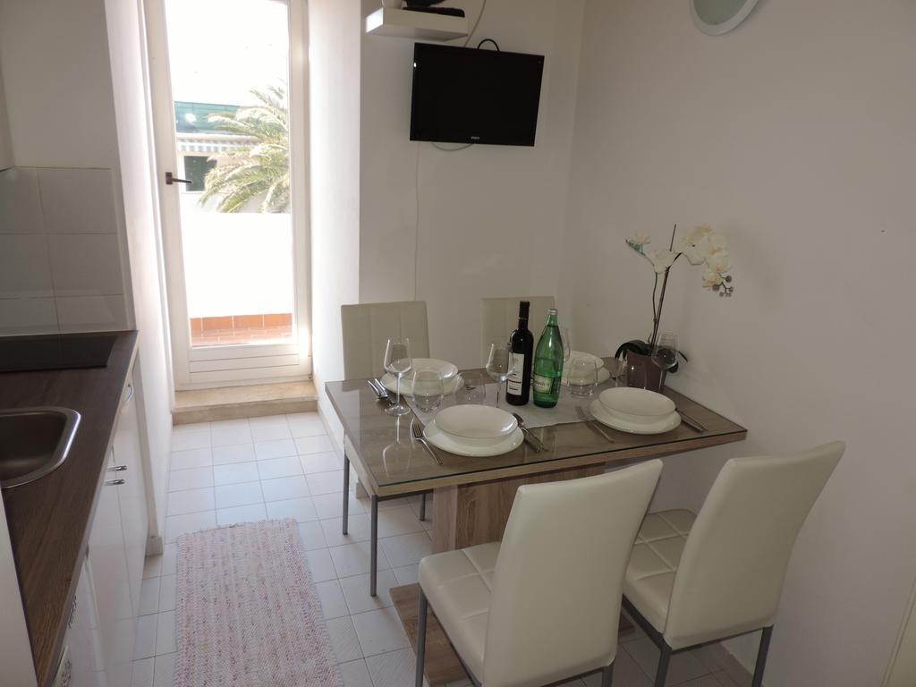 Apartment Vidas Novalja Exterior photo