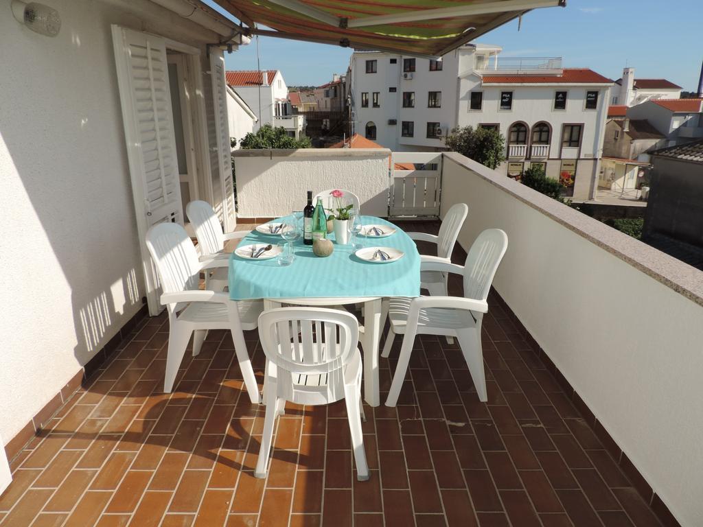 Apartment Vidas Novalja Exterior photo
